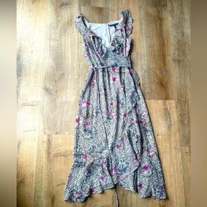 White House Black Market Floral Ruffle Midi Dress Size 2  V-Neck